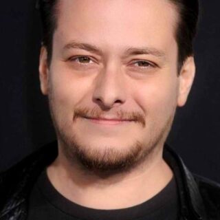 Едвард Фурлонґ