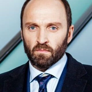 Олександр Кобзар