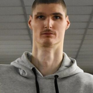 Роберт Боброцький